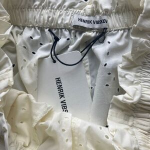 NWT Henrick Vibskov Waybill shorts size L